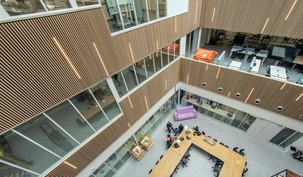 Solution audiovisuelle sur mesure à cassis : l'excellence d'ebs