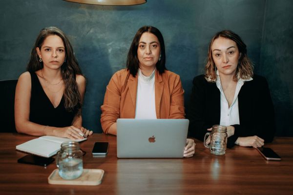 Découvrez le meilleur compte pro en ligne pour femmes entrepreneures