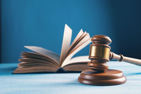 Meilleur avocat fiscaliste à paris : découvrez les experts incontournables